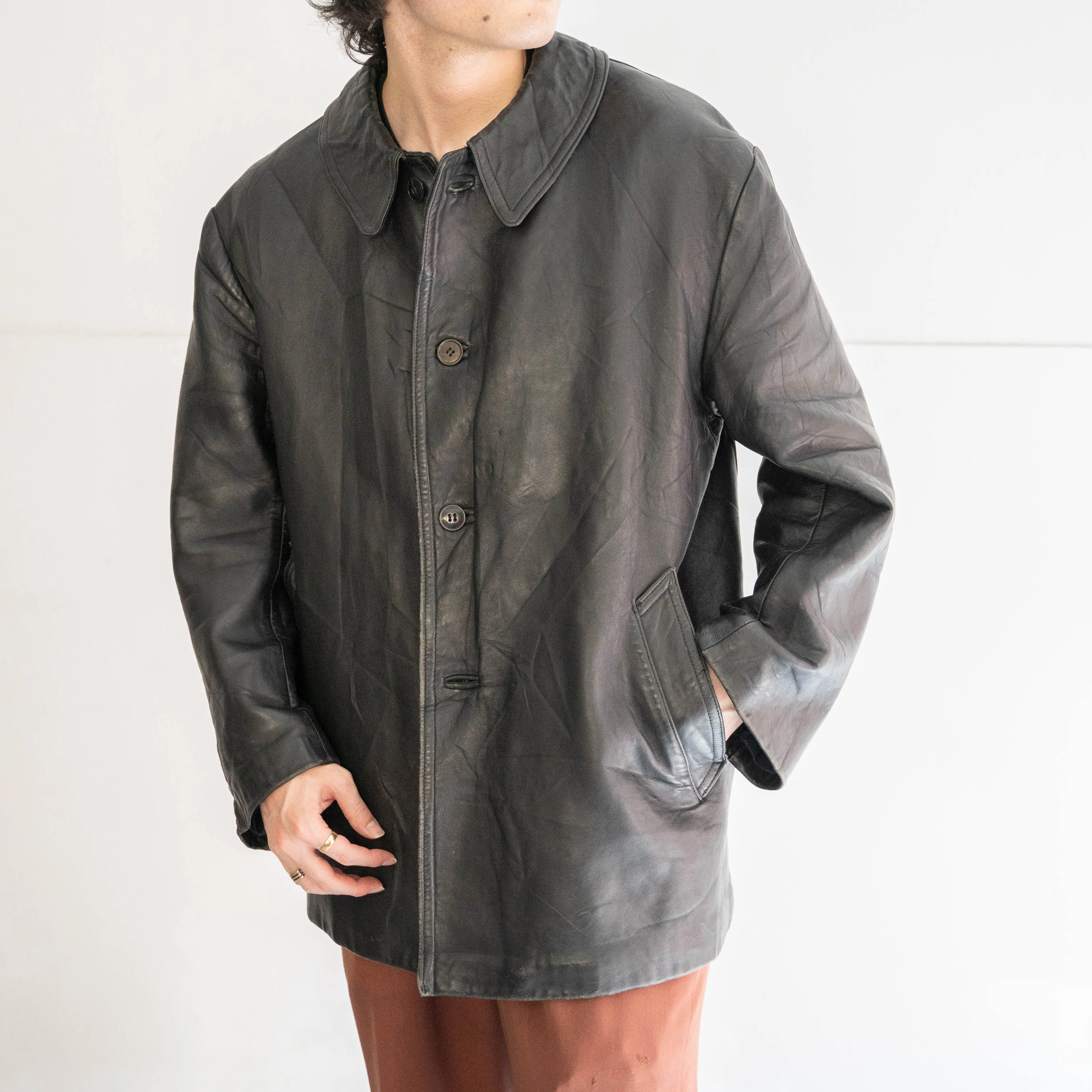 around 1960s France black color leather jacket -good condition-